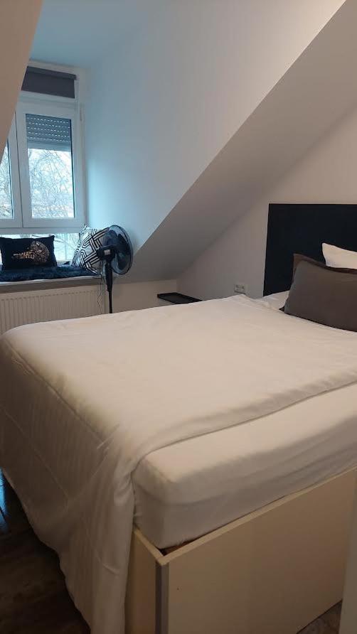 Apartments Am Wald 1 Карлсруэ Экстерьер фото